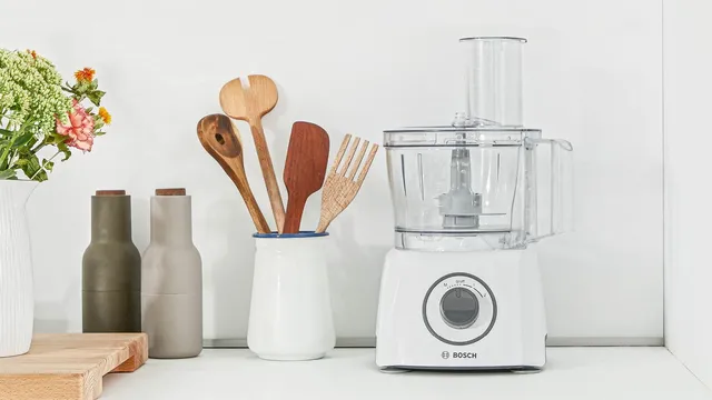 Bosch Robot da cucina MCM3100W Robot da Cucina Multifunzione Compatto , Oltre 20 Funzioni, 800 W, 2 