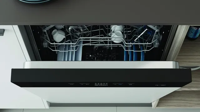 Indesit Lavastoviglie integrata totale I3B L634 B LAVASTOVIGLIE 2024 SEMI INCASSO NO PANNELLO SCOMPA