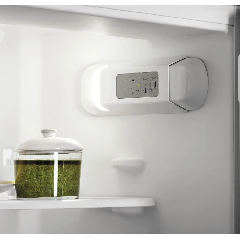 Indesit Frigorifero incasso monoporta 12 A1 D/I 2 S - Frigorifero da Incasso 209L, 5 Ripiani Vetro,