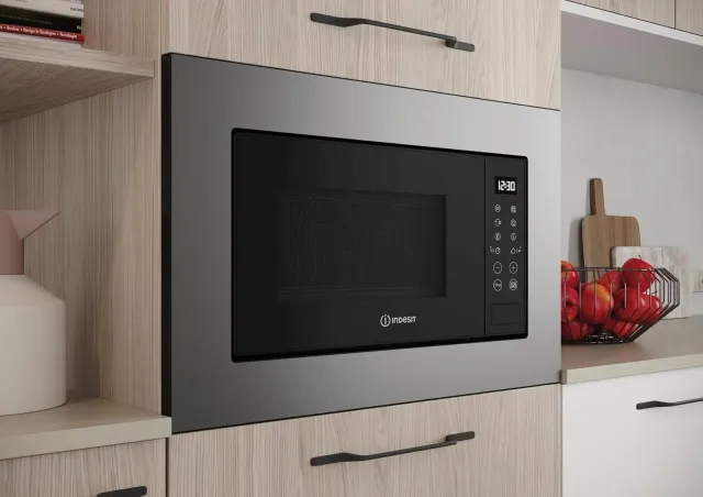 Indesit Microonde incasso MWI 120 GX.1 Microonde Da Incasso Con Grill Da 20L. Potenza Massima Microo